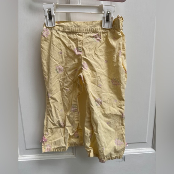 Gymboree 3T Girls Yellow Capri Pants with Pink Floral Accents - Picture 1 of 7